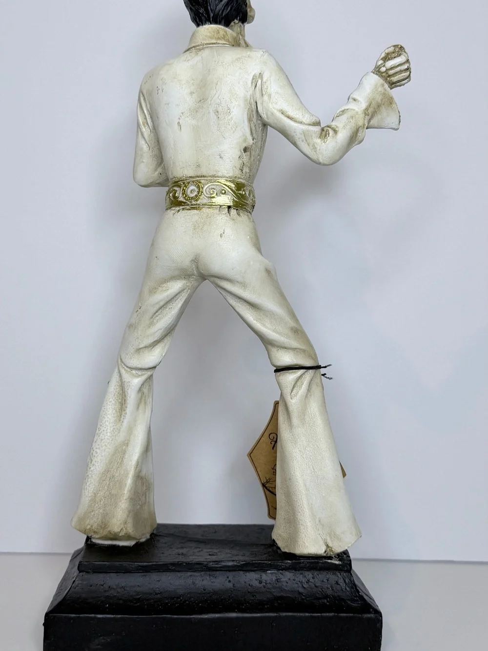 Hallow's Eve Cream Skeleton Performer Figurine with Gold Accents
